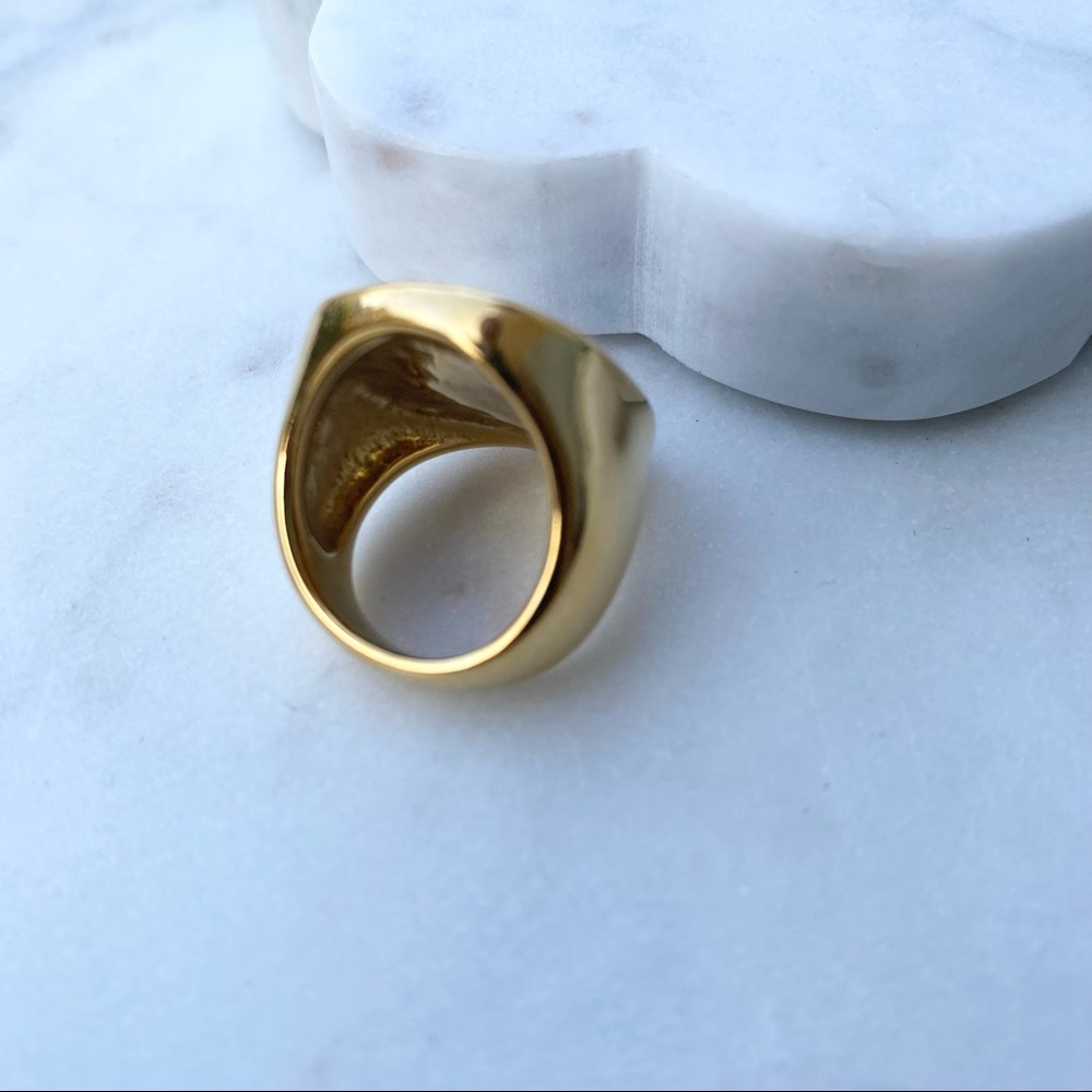 April Mother Shell ring - Picture 2 of 7
